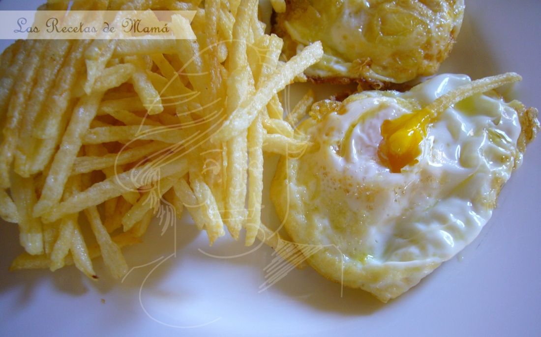 Huevos fritos con patatas