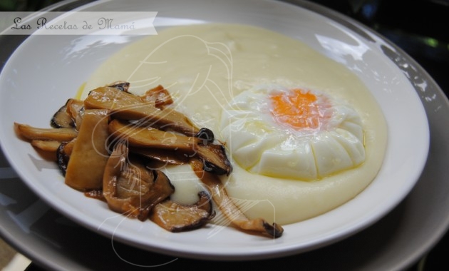 Crema de patata con salteado de setas de cardo y huevo poché